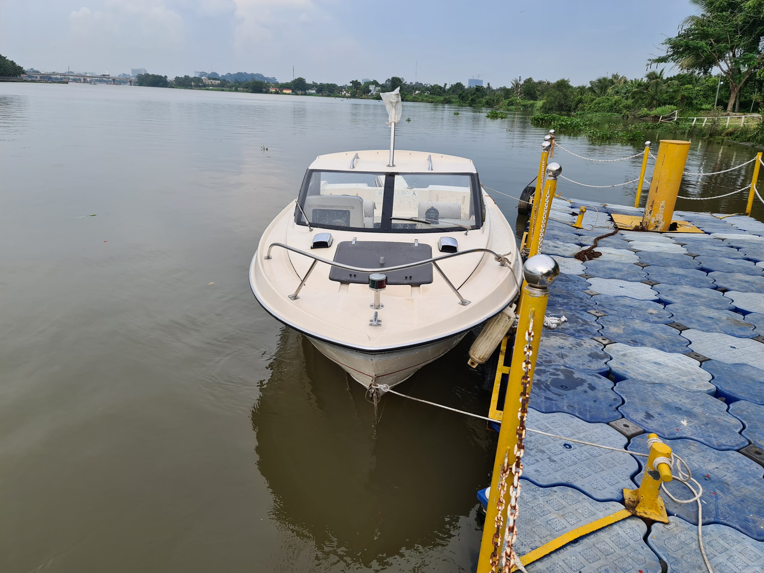 Yamaha SR17 lắp máy 60hp 2 thì Yamaha tuyệt đẹp 7 20210605 171617 1 scaled Yamaha SR17 lắp máy 60hp 2 thì Yamaha tuyệt đẹp