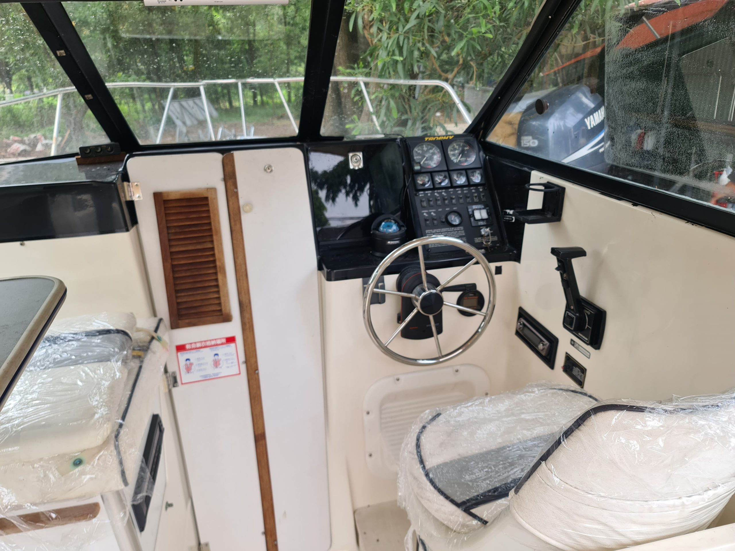 (Đã bán) Bayliner Trophy Mỹ máy Mercury ̀5.7 V8 xăng 6 20210828 101104 scaled (Đã bán) Bayliner Trophy Mỹ máy Mercury ̀5.7 V8 xăng