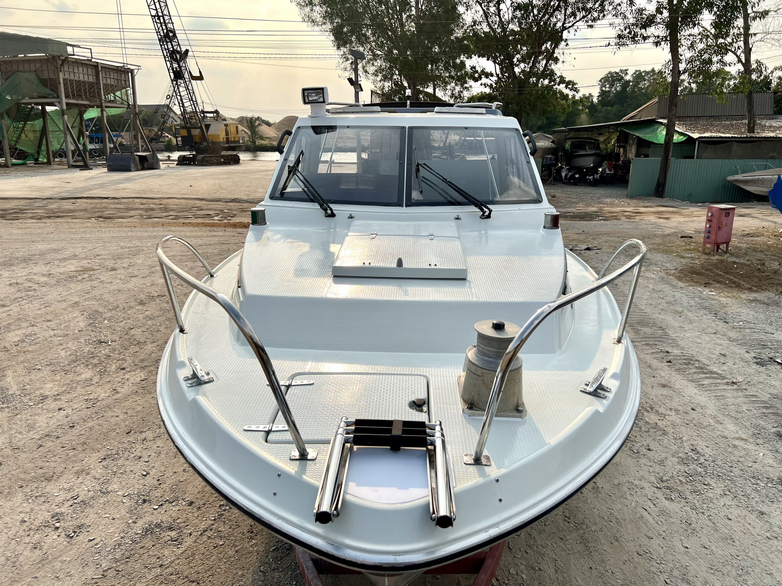 82D0E417 4C79 4AEF B8FA 14336AE8AC51 scaled Du thuyền giá rẻ Yamaha FR25