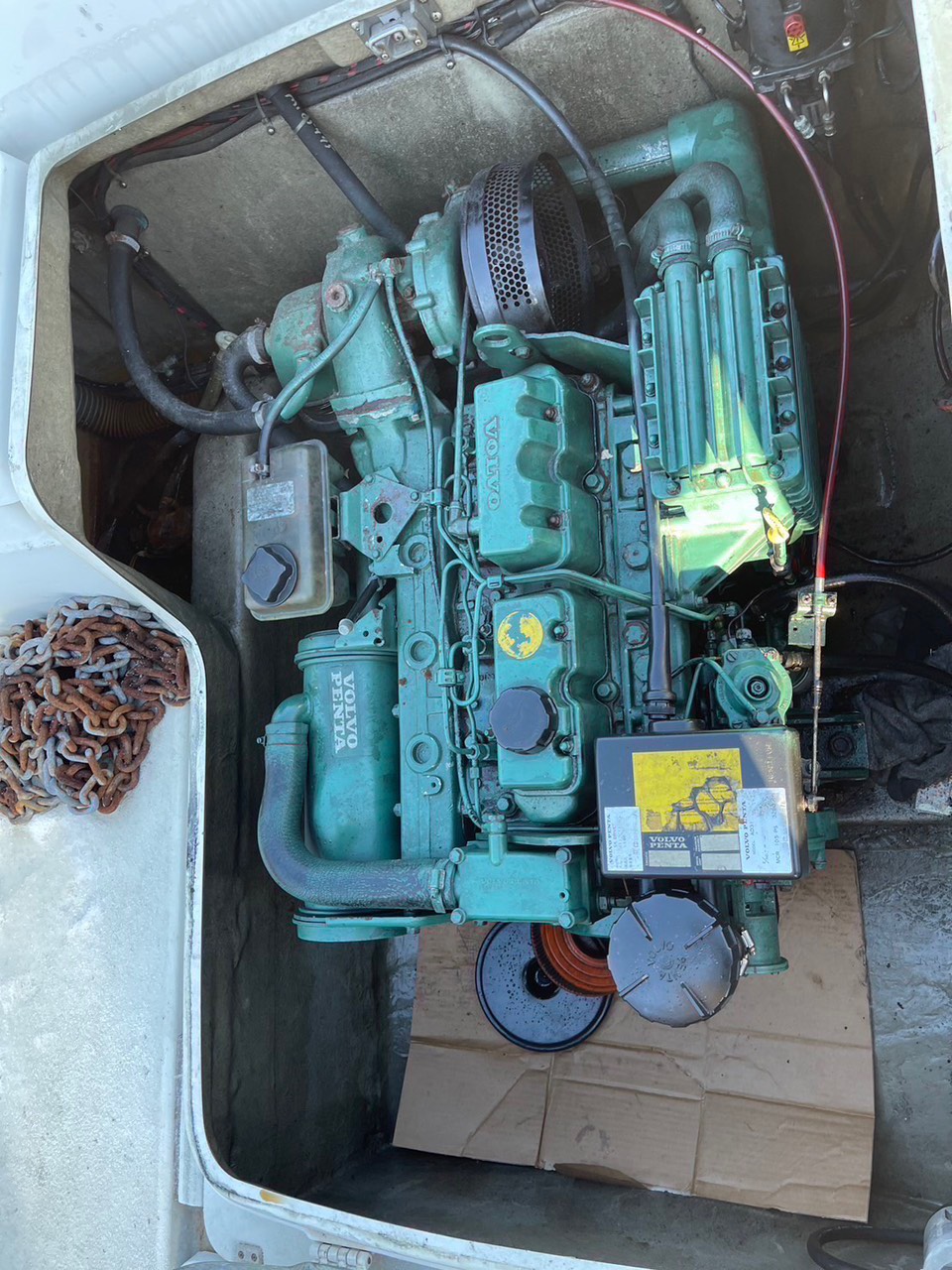 882E2CA0 E1A7 41E5 8B20 1A175FBDFB16 Ca nô máy dầu Volvo 100PS