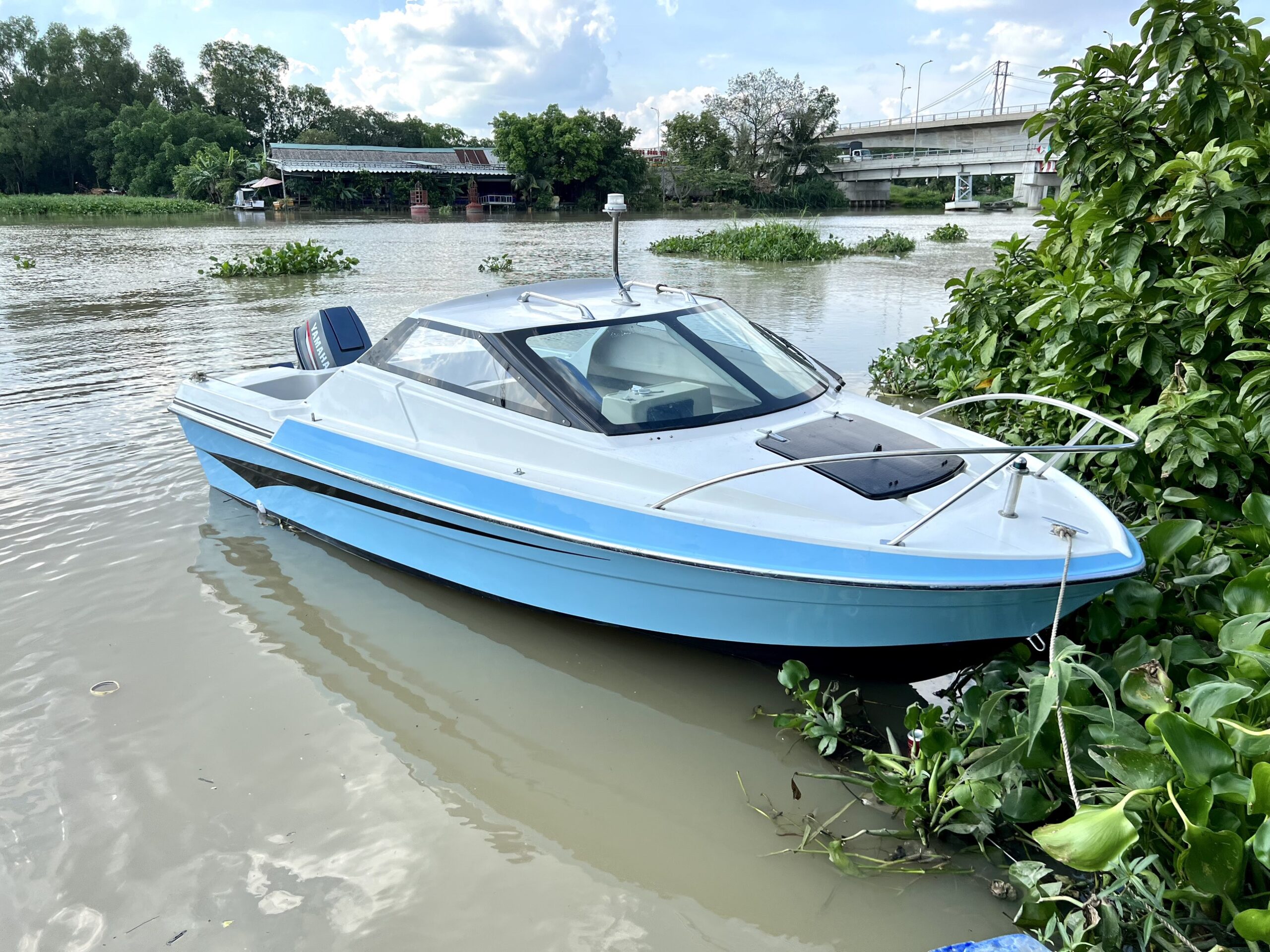 90D23B17 565A 4990 840F 671393D26E7B scaled Yamaha SR17 tàu cho gia đình nhỏ
