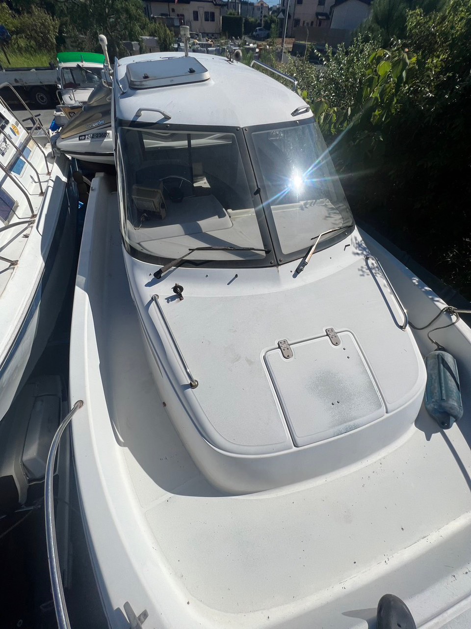 D7D6B281 E4A7 4B4E 970C F9A303D060CC Ca nô máy dầu Volvo 100PS