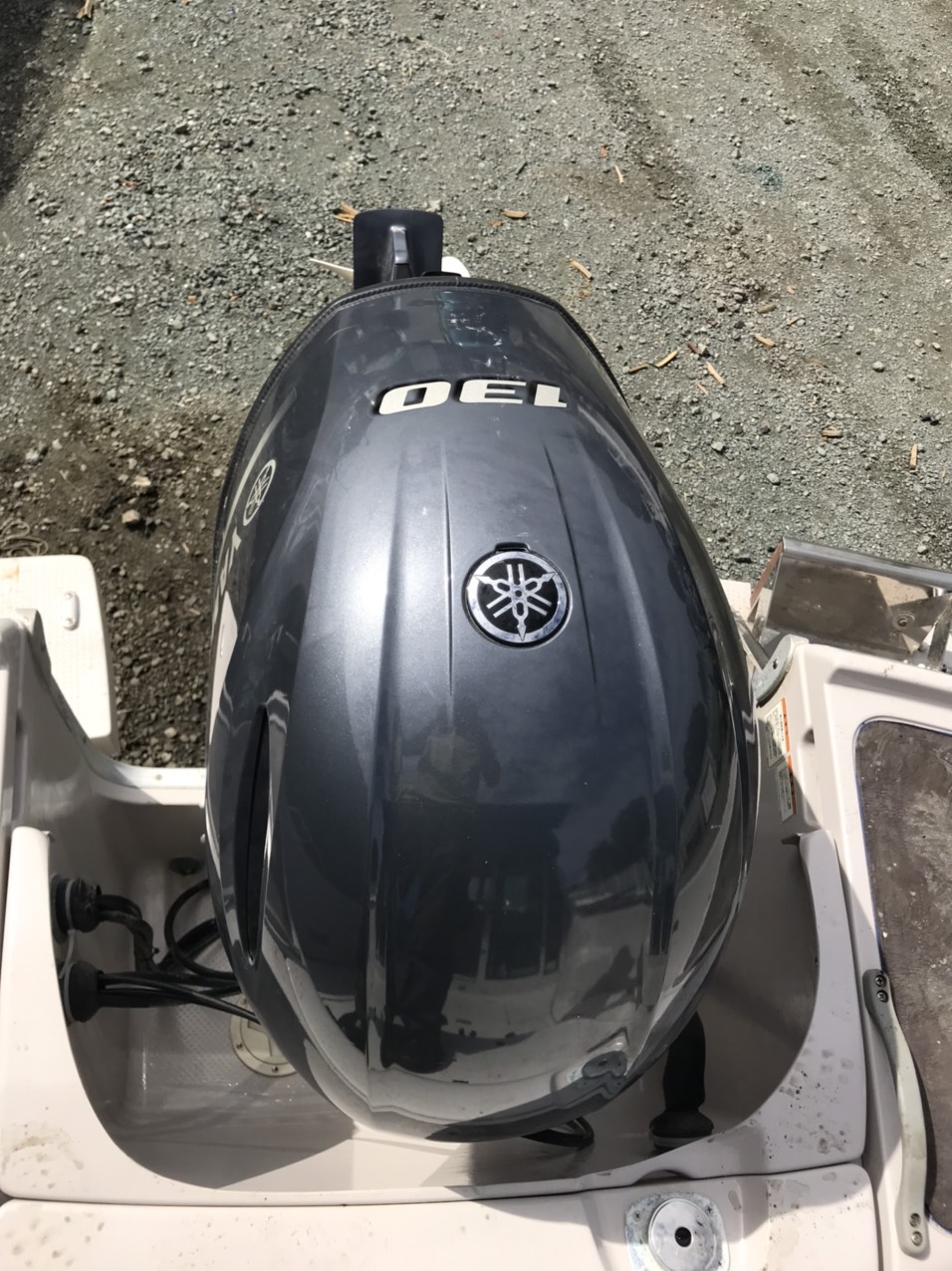 Du thuyền mini Yamaha FC24 lắp máy 130hp date2020 9 E8C2EAB0 99E9 408D 81C7 31386A804B9B Du thuyền mini Yamaha FC24 lắp máy 130hp date2020