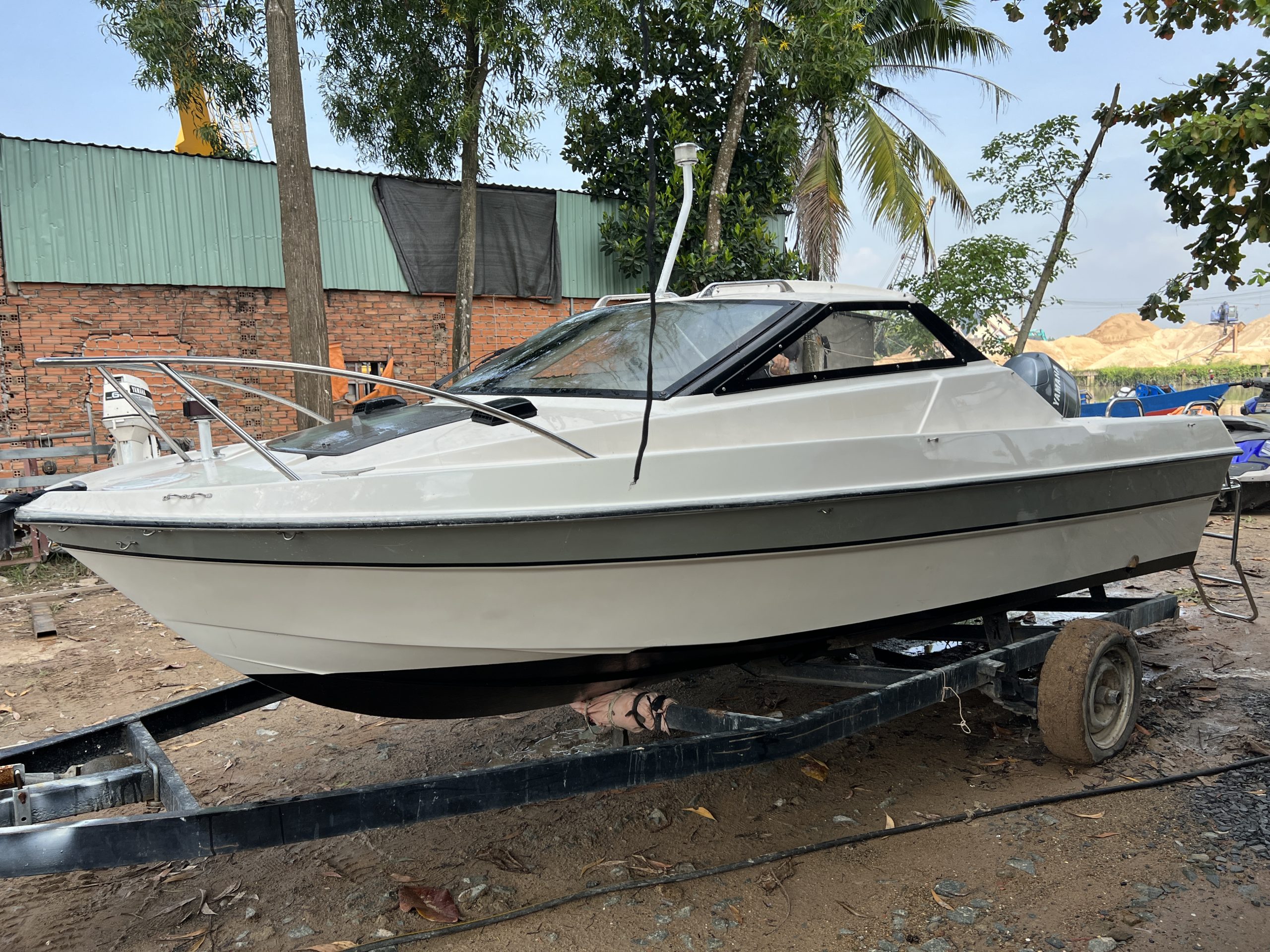 Tàu thuyền Nhật Model SR17, lắp máy 60hp 8 IMG 3792 scaled Tàu thuyền Nhật Model SR17, lắp máy 60hp