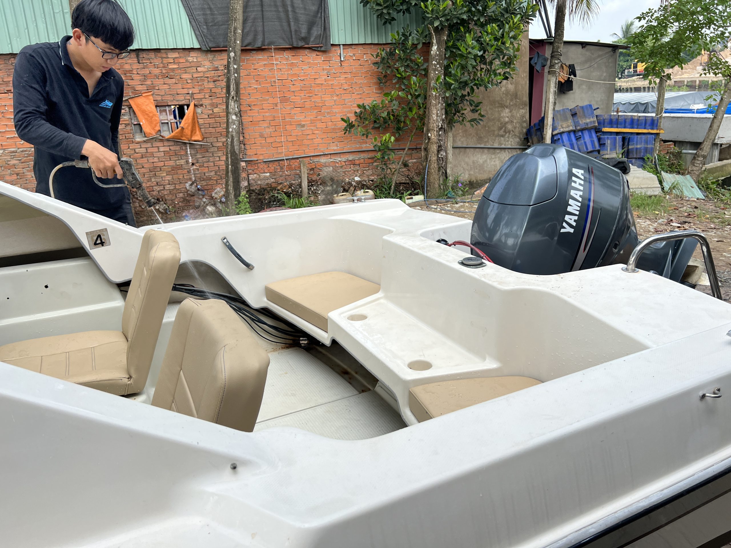Tàu thuyền Nhật Model SR17, lắp máy 60hp 12 IMG 3796 scaled Tàu thuyền Nhật Model SR17, lắp máy 60hp