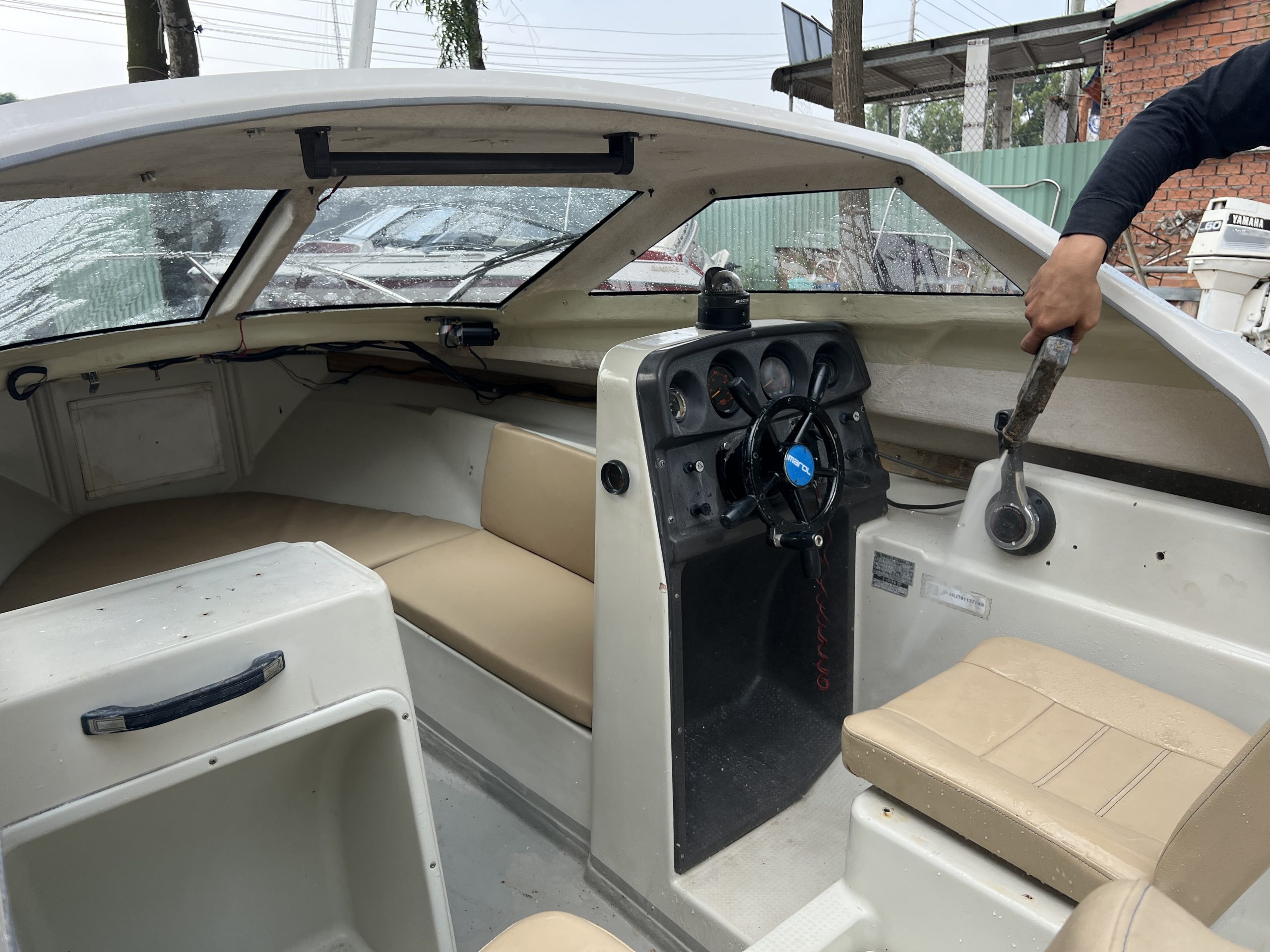 Tàu thuyền Nhật Model SR17, lắp máy 60hp 14 IMG 3798 scaled Tàu thuyền Nhật Model SR17, lắp máy 60hp