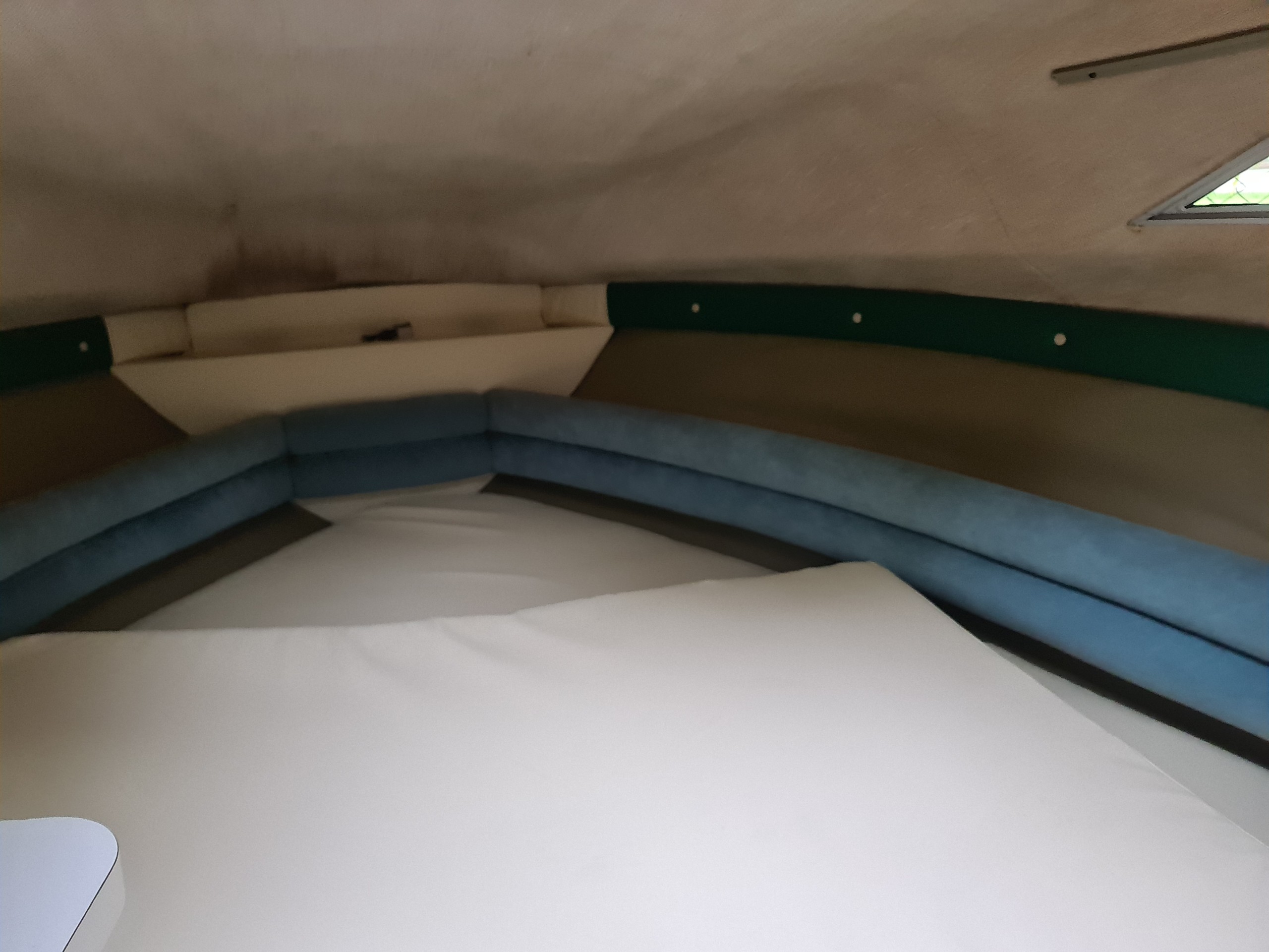 ( Đã bán ) du thuyền mini Chaparall dài ́8,5m rộng 2,8m full cavet 5 z2734922170354 3753d0203f7f111429612a99bb2357c7 ( Đã bán ) du thuyền mini Chaparall dài ́8,5m rộng 2,8m full cavet