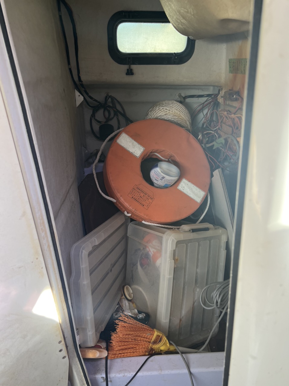 z3313188096238 86e105424bfcabd9f72c3891d2160382 Yamaha Fr23 máy 140Hp Suzuki