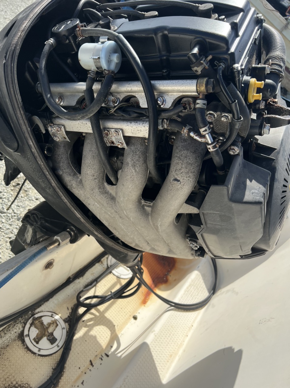 z3313188116338 027ee17f5fc6724bbd8272bba1ff6998 Yamaha Fr23 máy 140Hp Suzuki