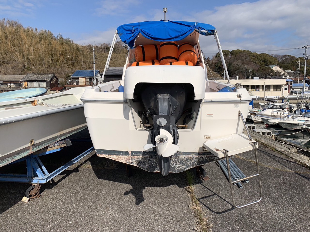 z4093604035037 6bfccee22772ec44d3f2316df46c98e1 Thuyền gia đình Yamaha SRV23 ,1 phòng ngủ full toilet