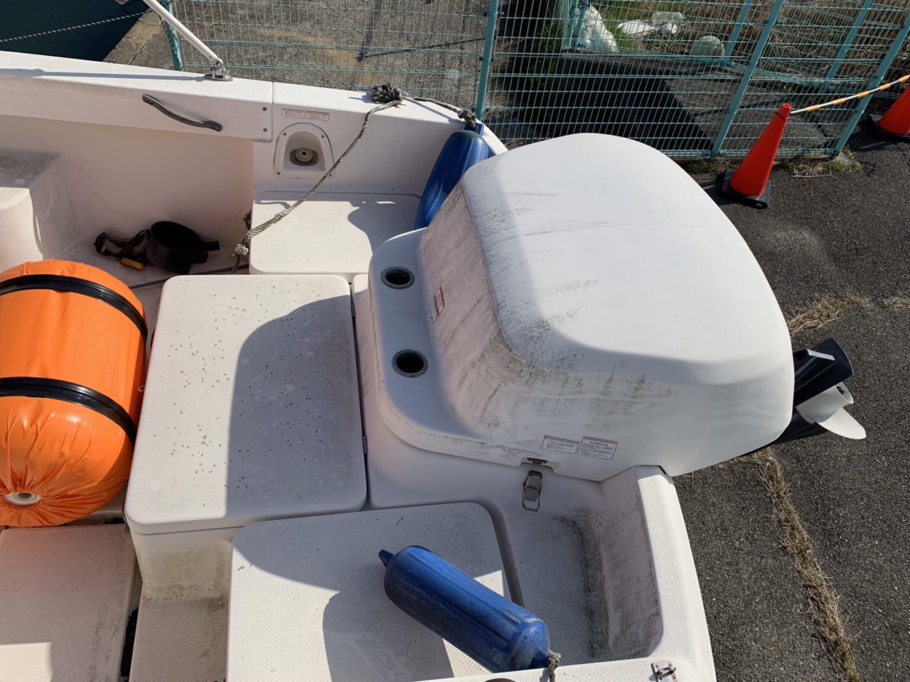 z4093604046920 abde77f7d1fd89ef668edceb87f431ba Thuyền gia đình Yamaha SRV23 ,1 phòng ngủ full toilet