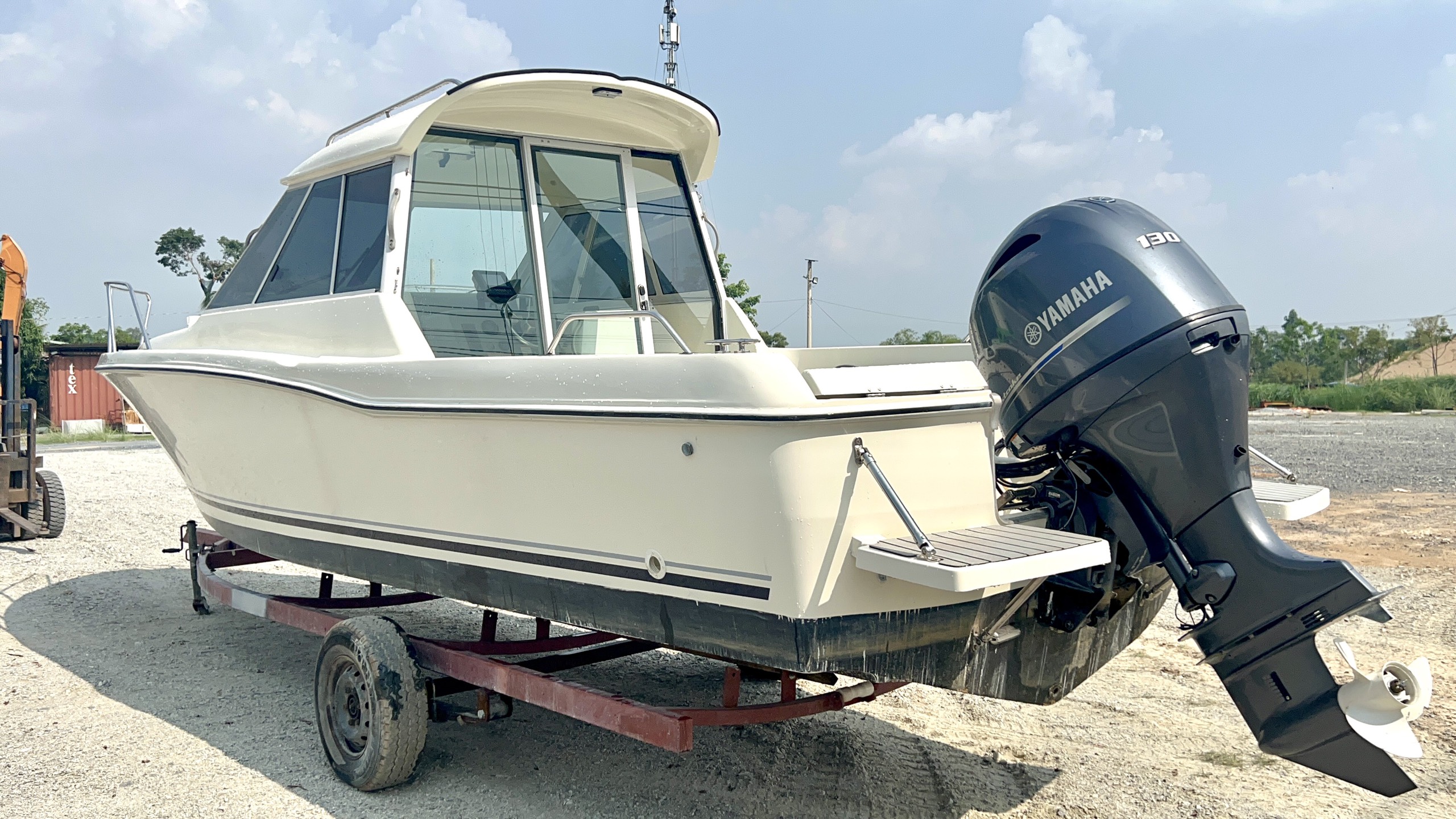 z4286147026808 d21797ff0cccf4925dc5d9c57723c0a6 Yamaha FC24 siêu đẹp có mặt tại Anpha Boat